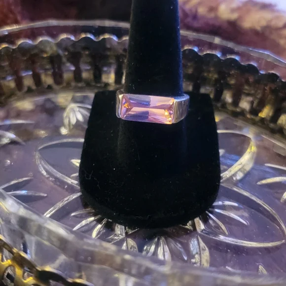 Sterling Silver Marked 925 Elegant Pink Gemstone Ring - Picture 4 of 7